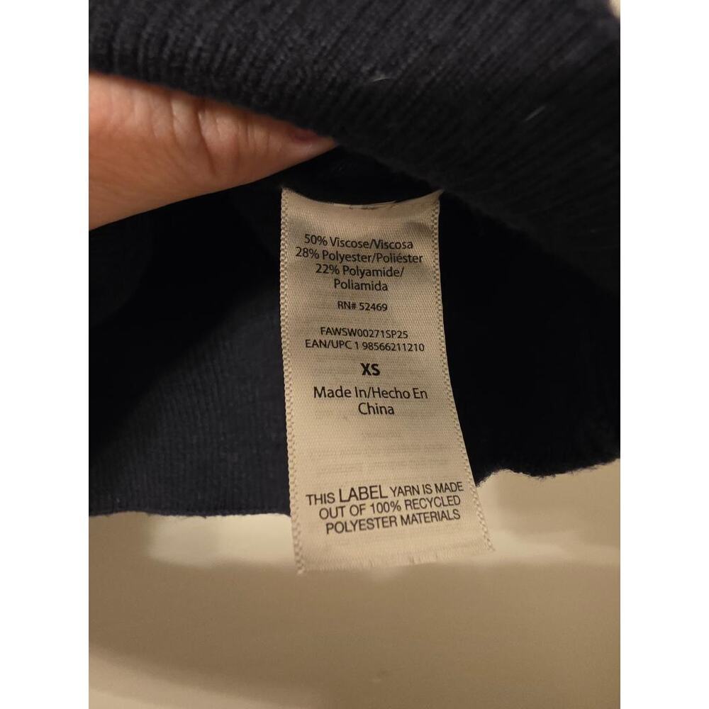 🖤 Free Assembly Black Crewneck Sweater – XS - Picture 6 of 6